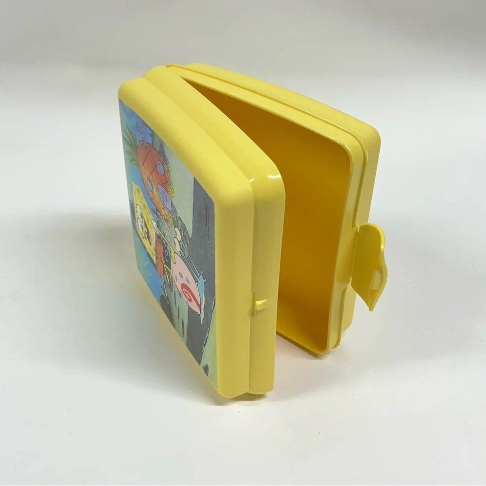Tupperware‎ SpongeBob Squarepants Sandwich Keeper Container 3752D-2 Yellow
